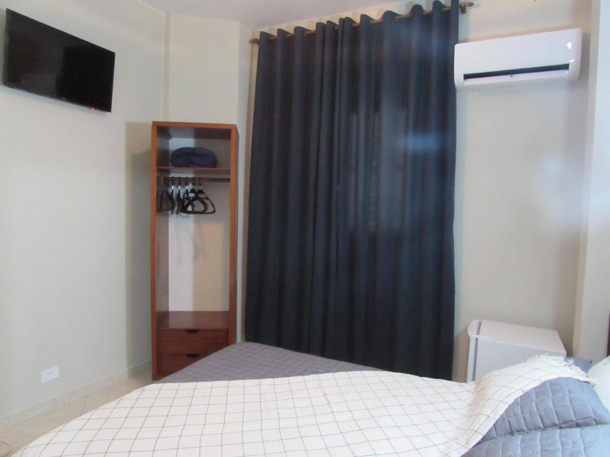 Hotel Paramount- Proximo A 25 De Marco Bras Bom Retiro E Expo Center Norte "Garanta Ja Sua Reserva" サンパウロ エクステリア 写真